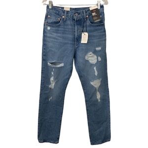 NWT Levi’s 501 Original Fit Straight Leg distressed Jeans